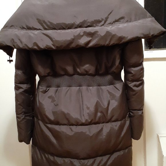 Danier down-filled winter coat/ jacket in grey - Picture 10 of 13